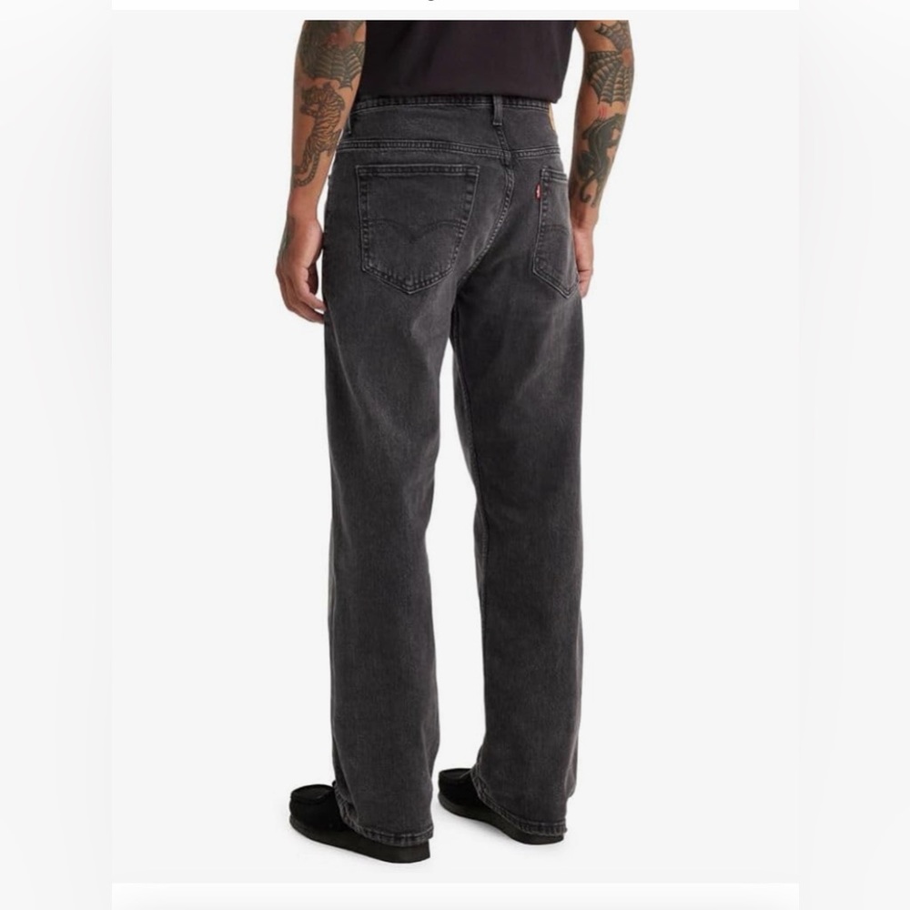 Levi's Men's Washed Black 569 Loose Straight Jeans. 40x32